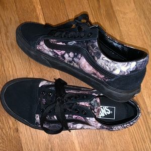 Limited Edition velvet Vans